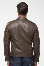 Sheepskin jacket in military green, inspired by Steve McQueen's look. - Image n°3