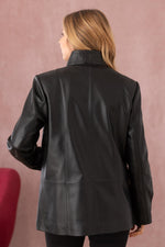Black lambskin coat, mid-length and glossy, for timeless modern style. - Image n°7