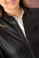 Black pearl lambskin jacket by Cityzen, slim fit for warmer seasons. - Image n°5
