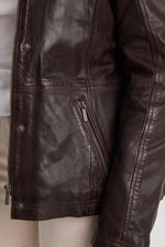 Slim aviator jacket in russet washed lambskin, timeless and soft. - Image n°4