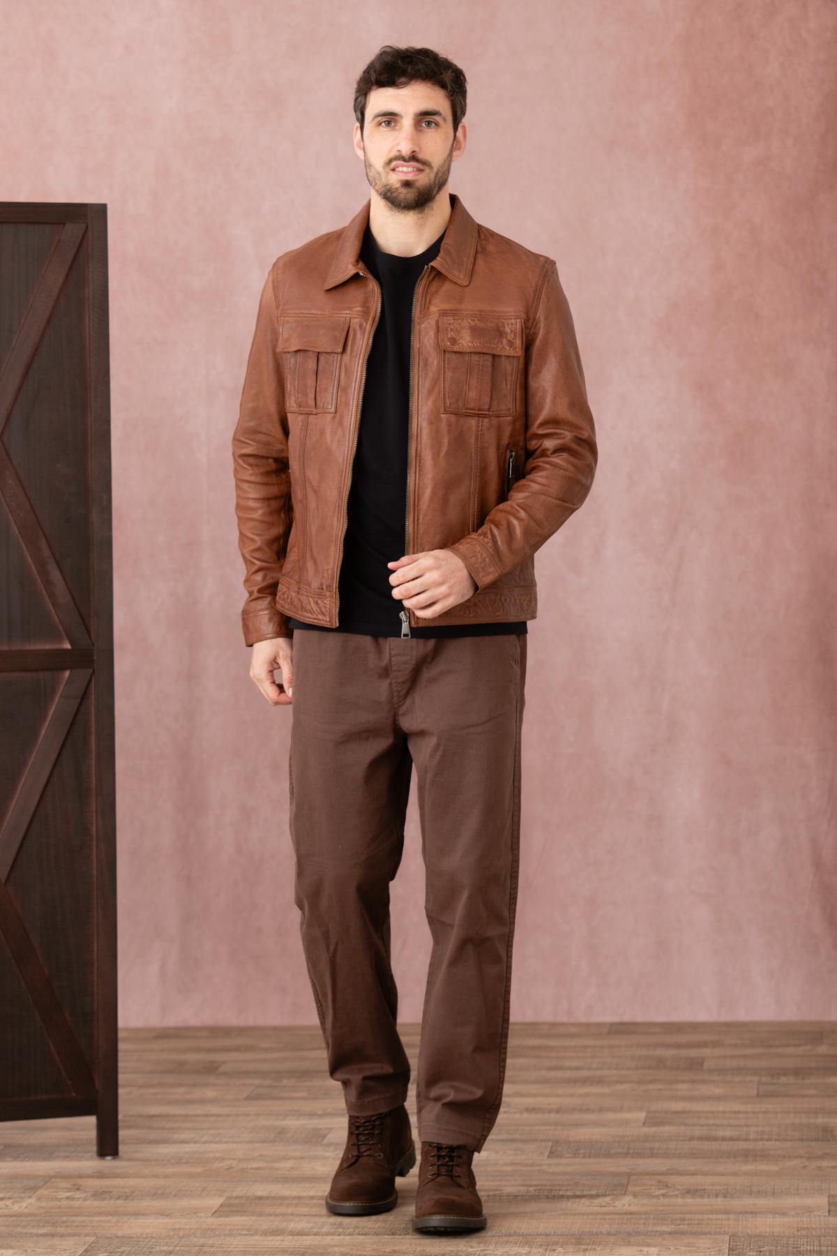 Leather jacket with shirt collar and chest pockets - Image n°4