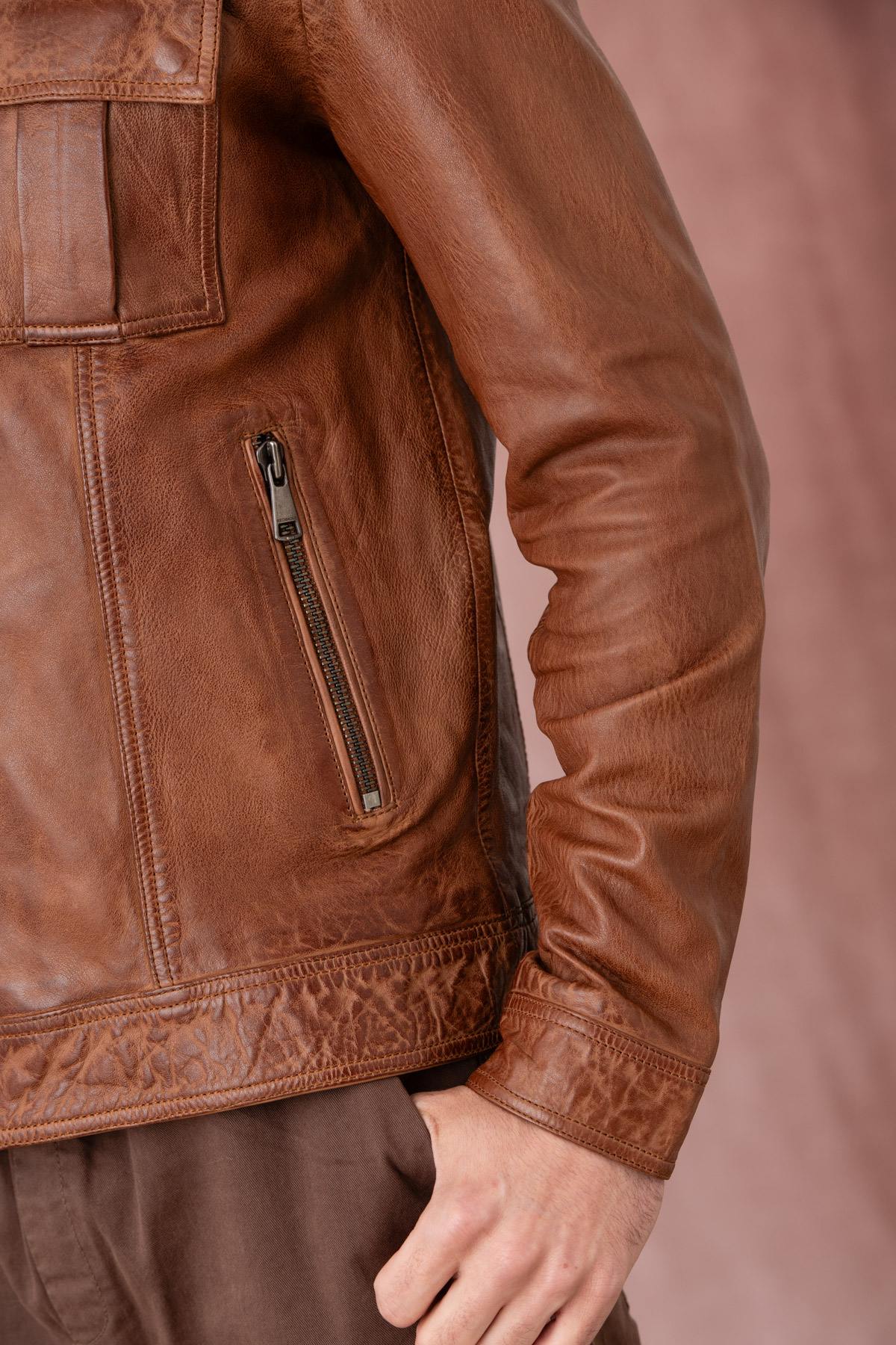 Leather jacket with shirt collar and chest pockets - Image n°8