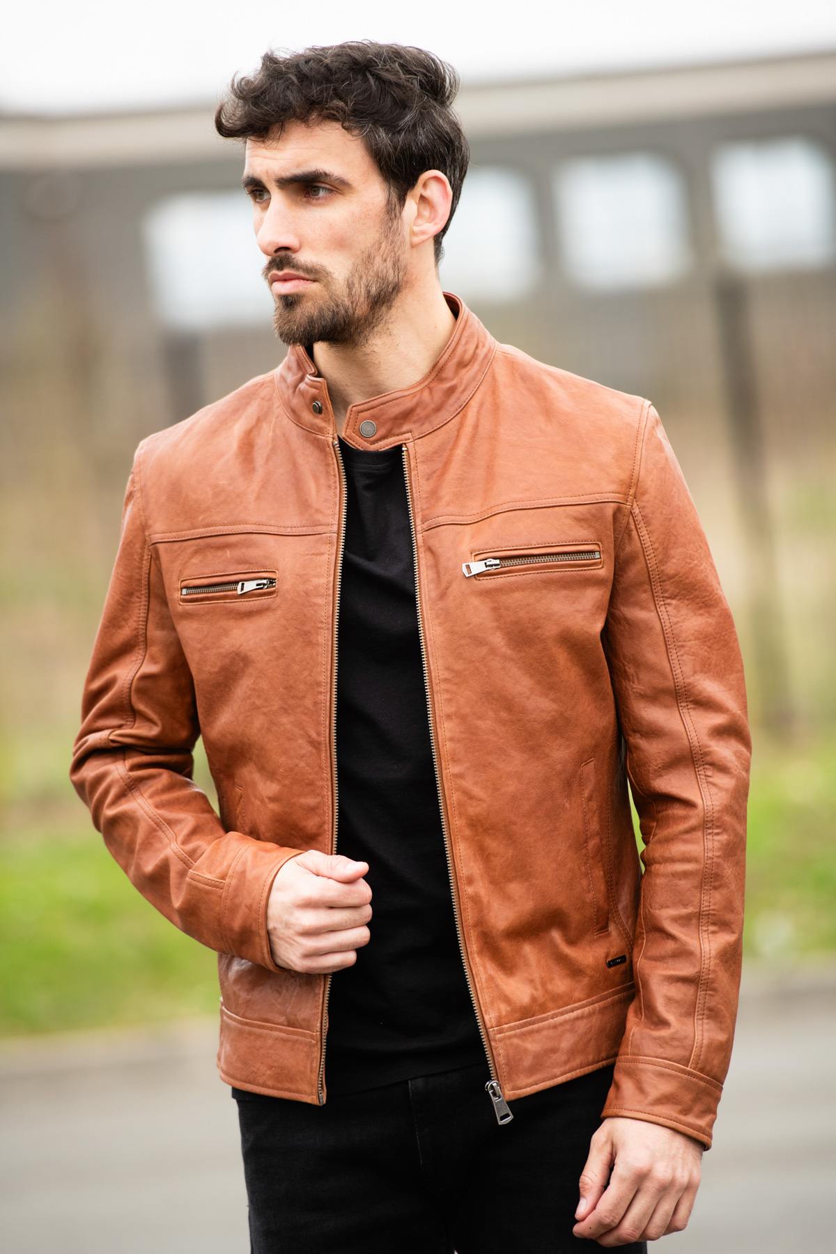 Tan leather biker-collar jacket - Image n°4