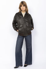 Washed lambskin aviator jacket. Oversized fit, zip and snap pockets. - Image n°6
