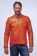 Lightweight orange sheepskin jacket, race-inspired for all seasons. - Image n°2