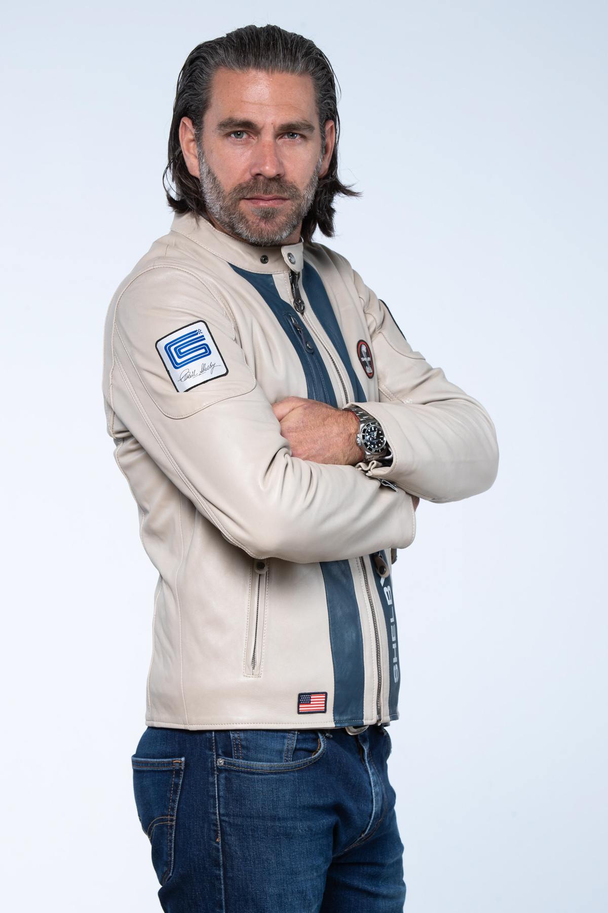 Lightweight ecru sheepskin jacket, inspired by Shelby's racing spirit. - Image n°3