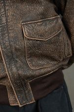 US Wings' aged sheepskin A-2: WWII authenticity in a limited edition. - Image n°9