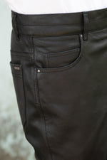Men's black leather trousers - Image n°8
