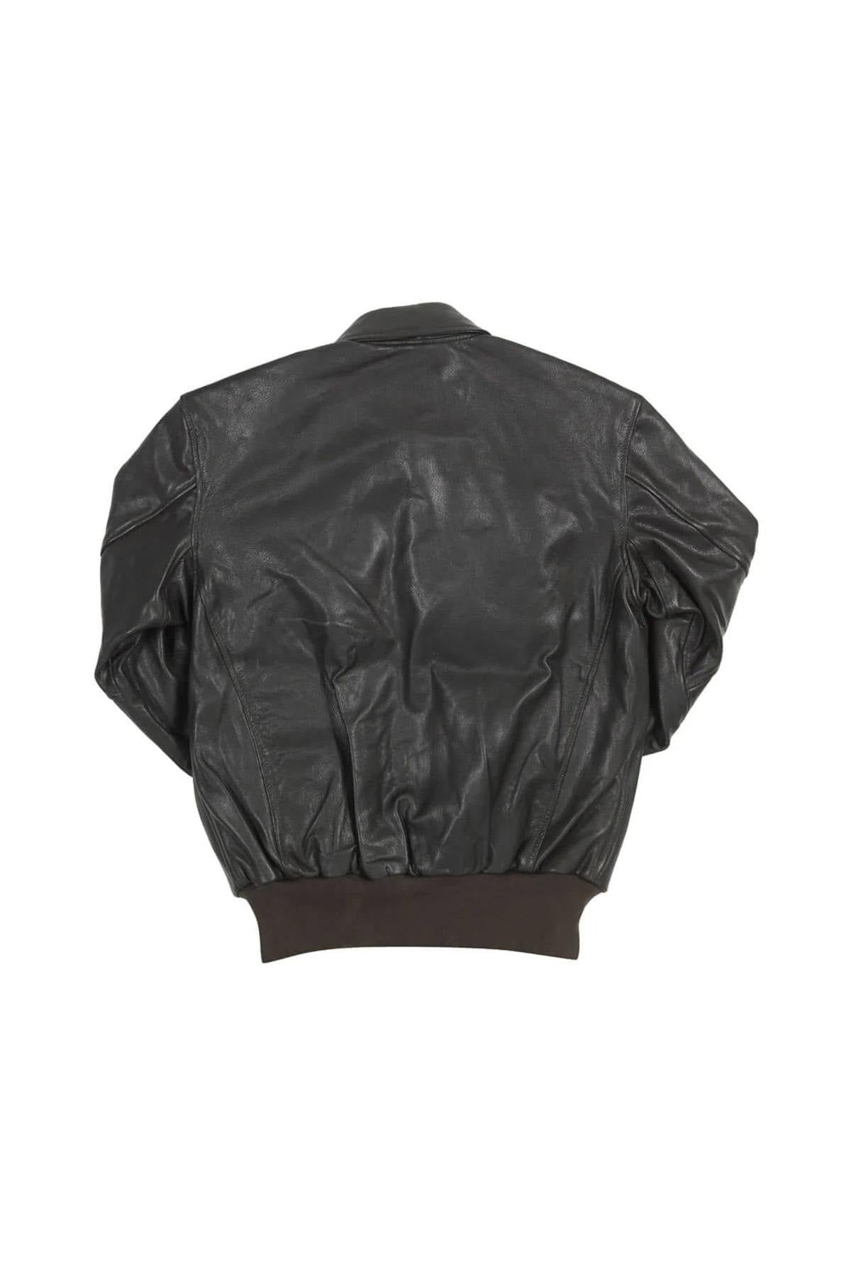 Military-grade goatskin A-2 jacket: timeless design, modern fit. - Image n°16