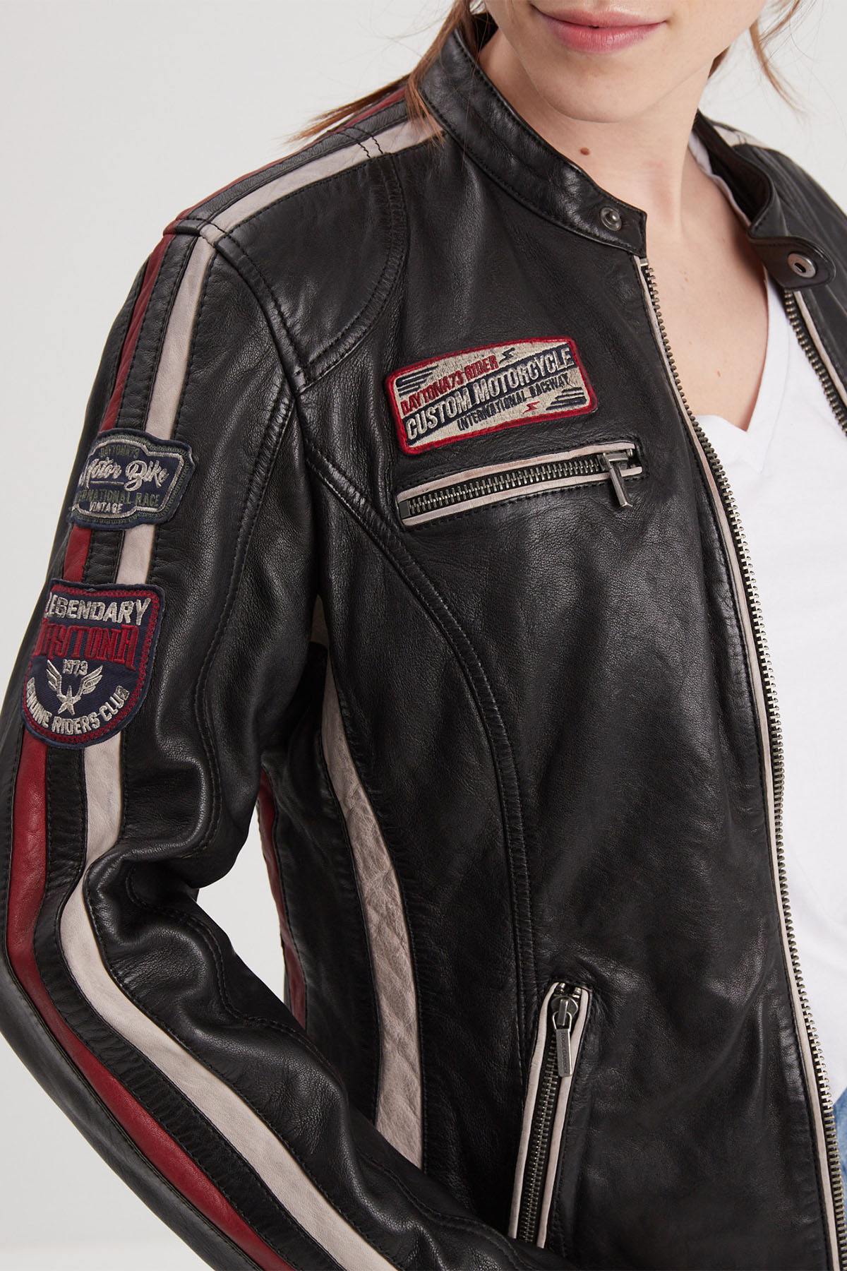Black lambskin jacket, slim fit, soft and lightweight for all seasons. - Image n°5