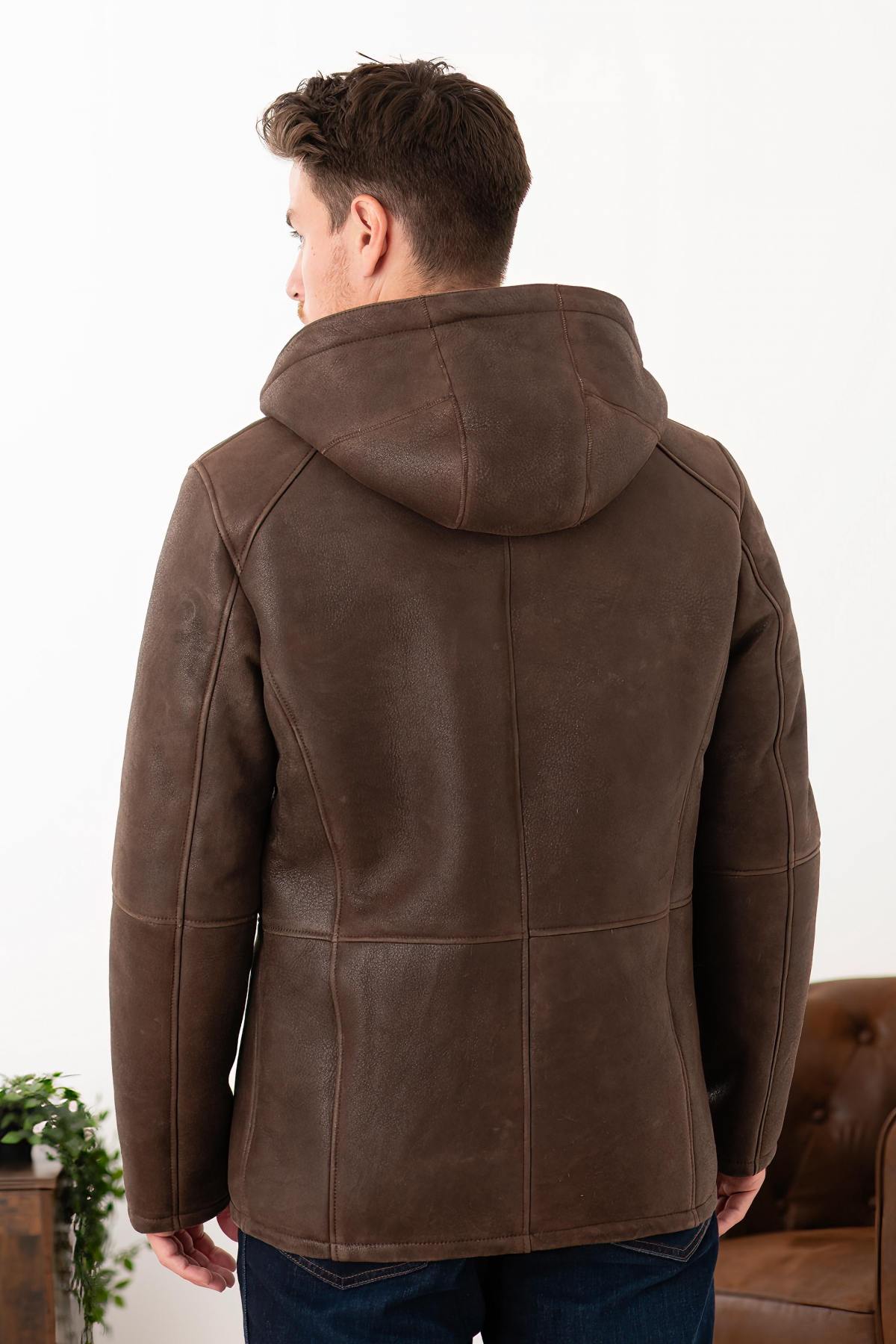 Deep brown lambskin, regular fit-warm, supple, and timelessly stylish. - Image n°3
