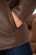 Deep brown lambskin, regular fit-warm, supple, and timelessly stylish. - Image n°4