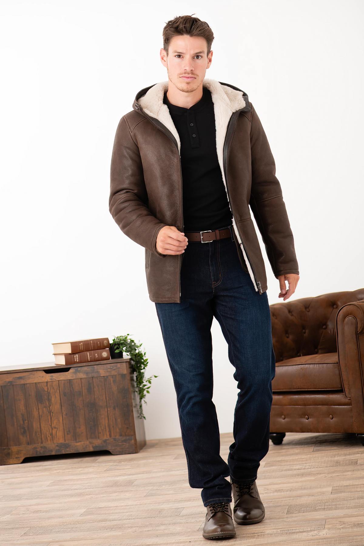 Deep brown lambskin, regular fit-warm, supple, and timelessly stylish. - Image n°8