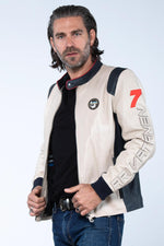 Ari Vatanen's 1988 Pikes Peak legacy in ecru sheepskin. Timeless racing spirit. - Image n°2