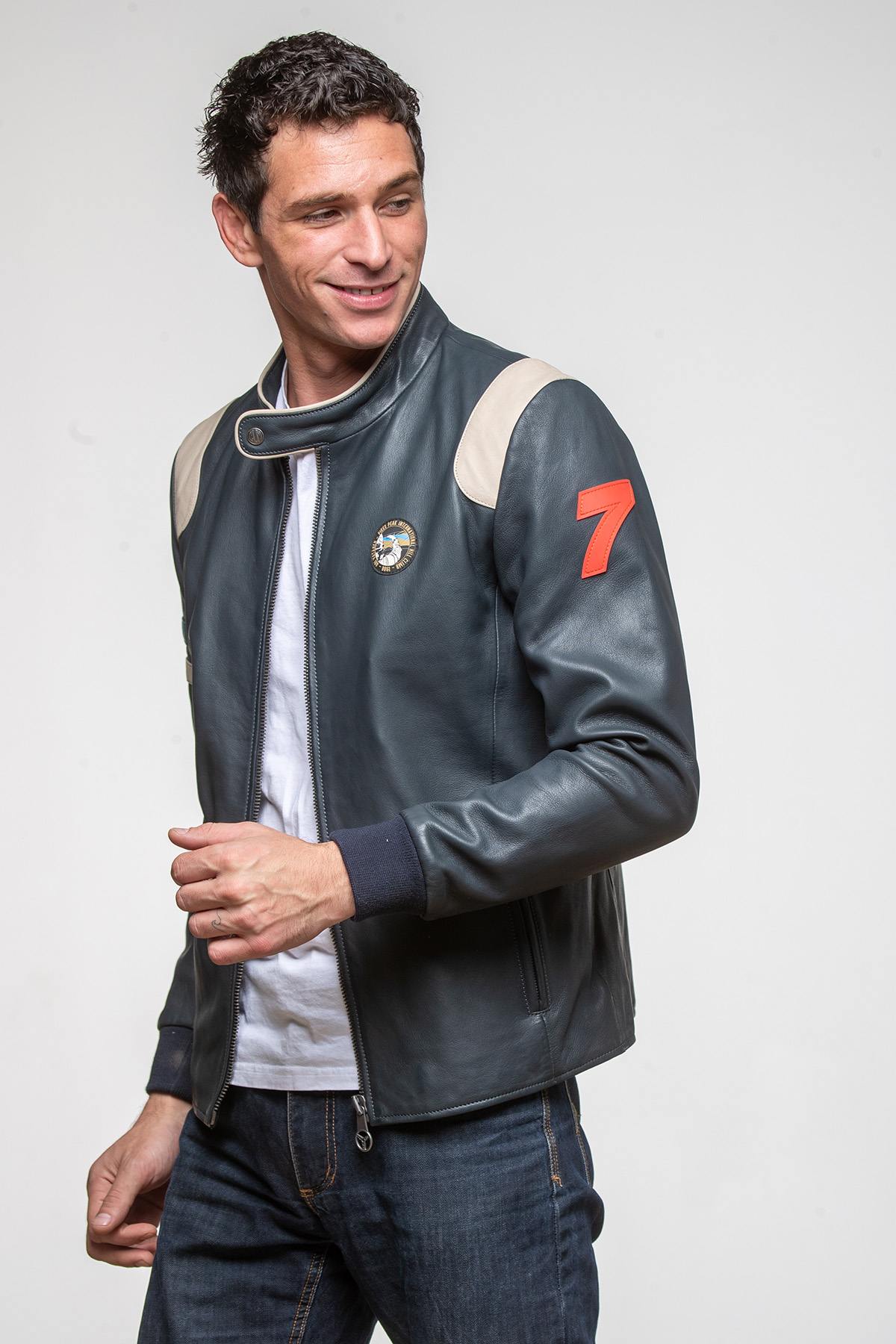 Navy sheepskin jacket honouring Ari Vatanen's motorsport heritage. - Image n°5