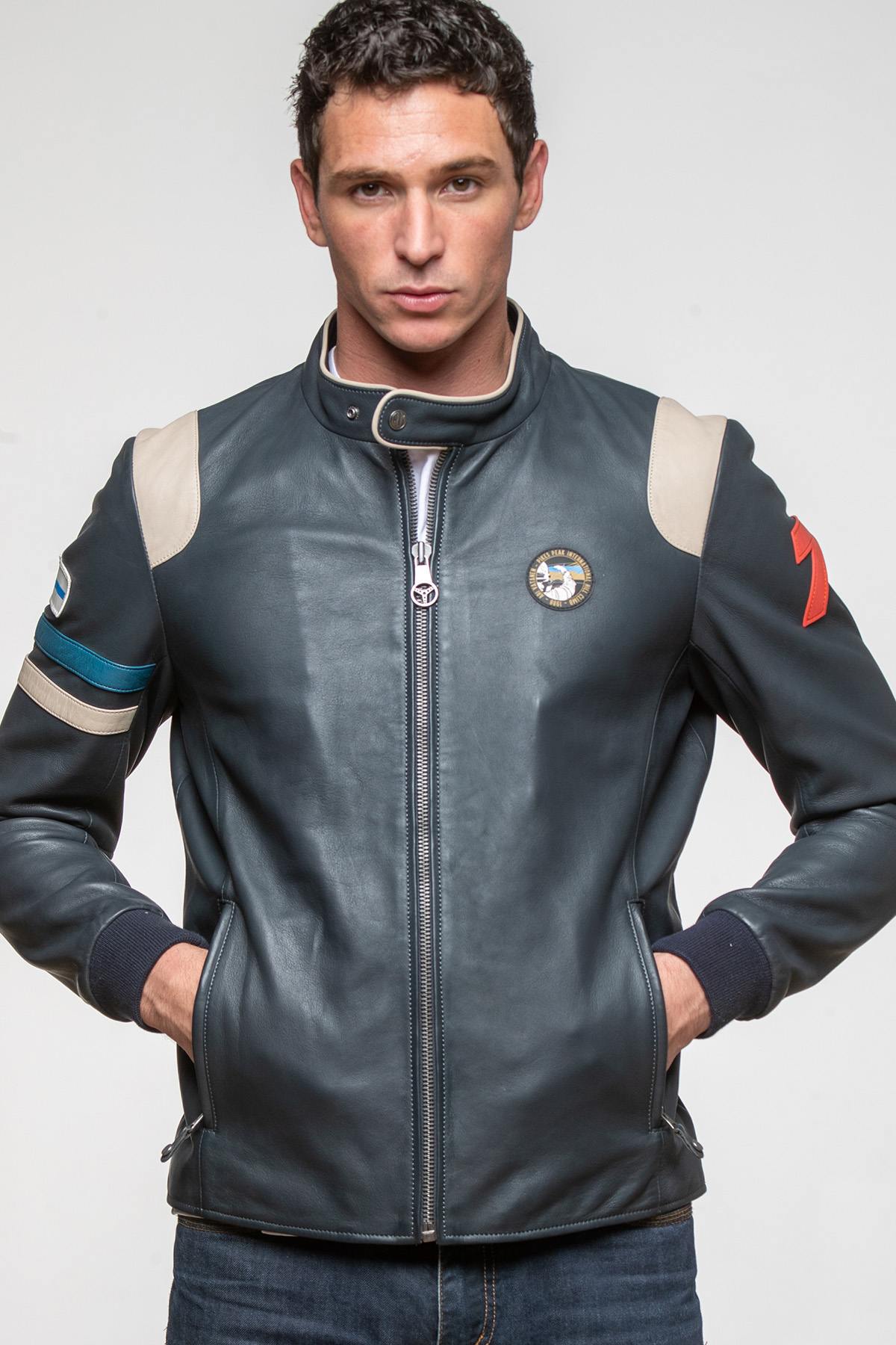 Navy sheepskin jacket honouring Ari Vatanen's motorsport heritage. - Image n°4