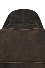 Full-grain horsehide jacket, rugged and weather-ready for expeditions. - Image n°4