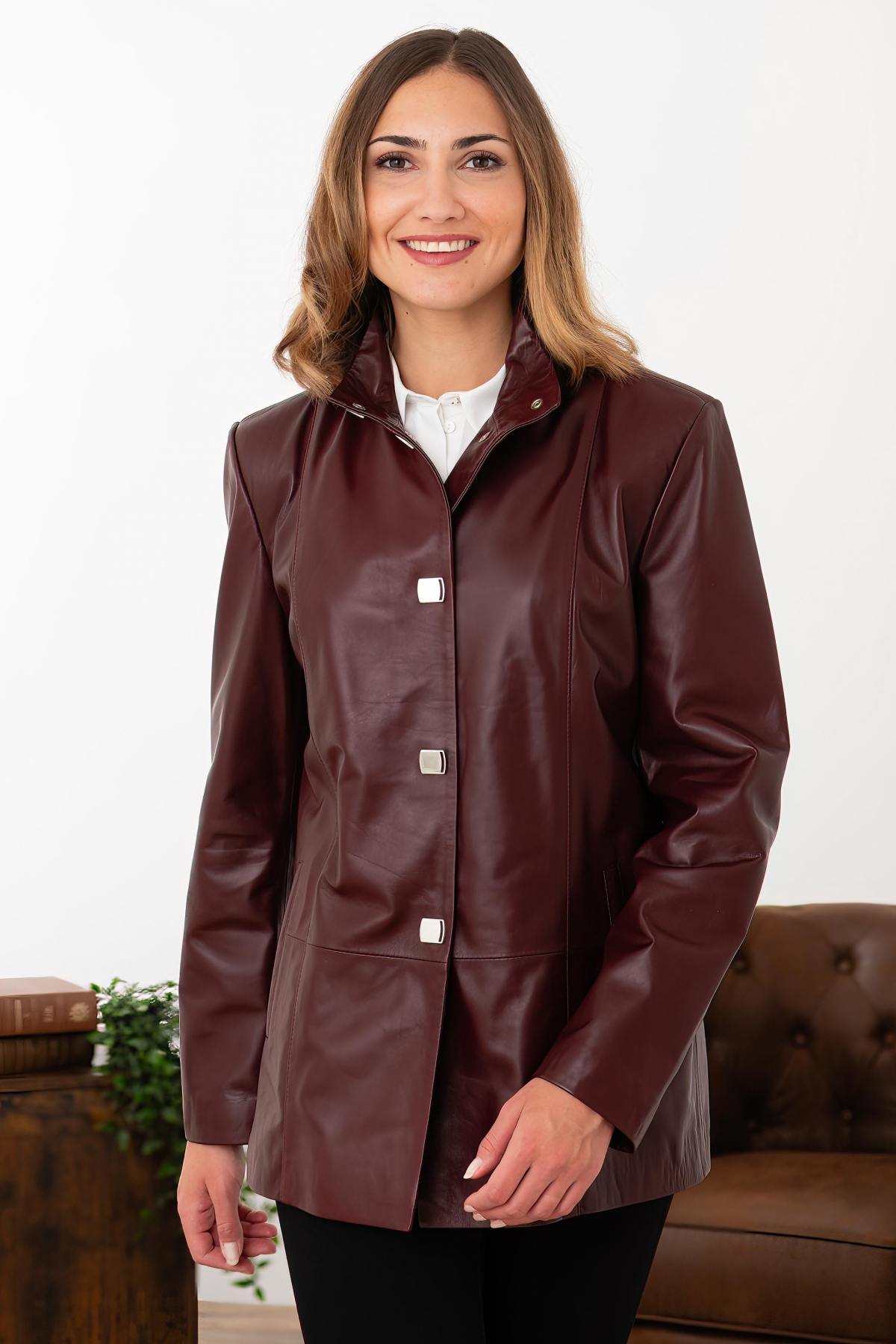 Burgundy lambskin jacket, pearlescent finish, slim and chic. - Image n°1