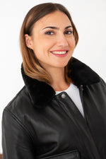 Schott NYC's lambskin aviator jacket with removable vegan fur collar. - Image n°8