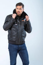 Steve McQueen black leather jacket with fur collar - Image n°10