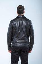 Steve McQueen's black sheep leather jacket-timeless and rugged. - Image n°8