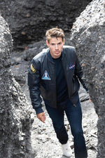 Limited-edition navy sheepskin jacket inspired by Apollo 13's legacy. - Image n°5