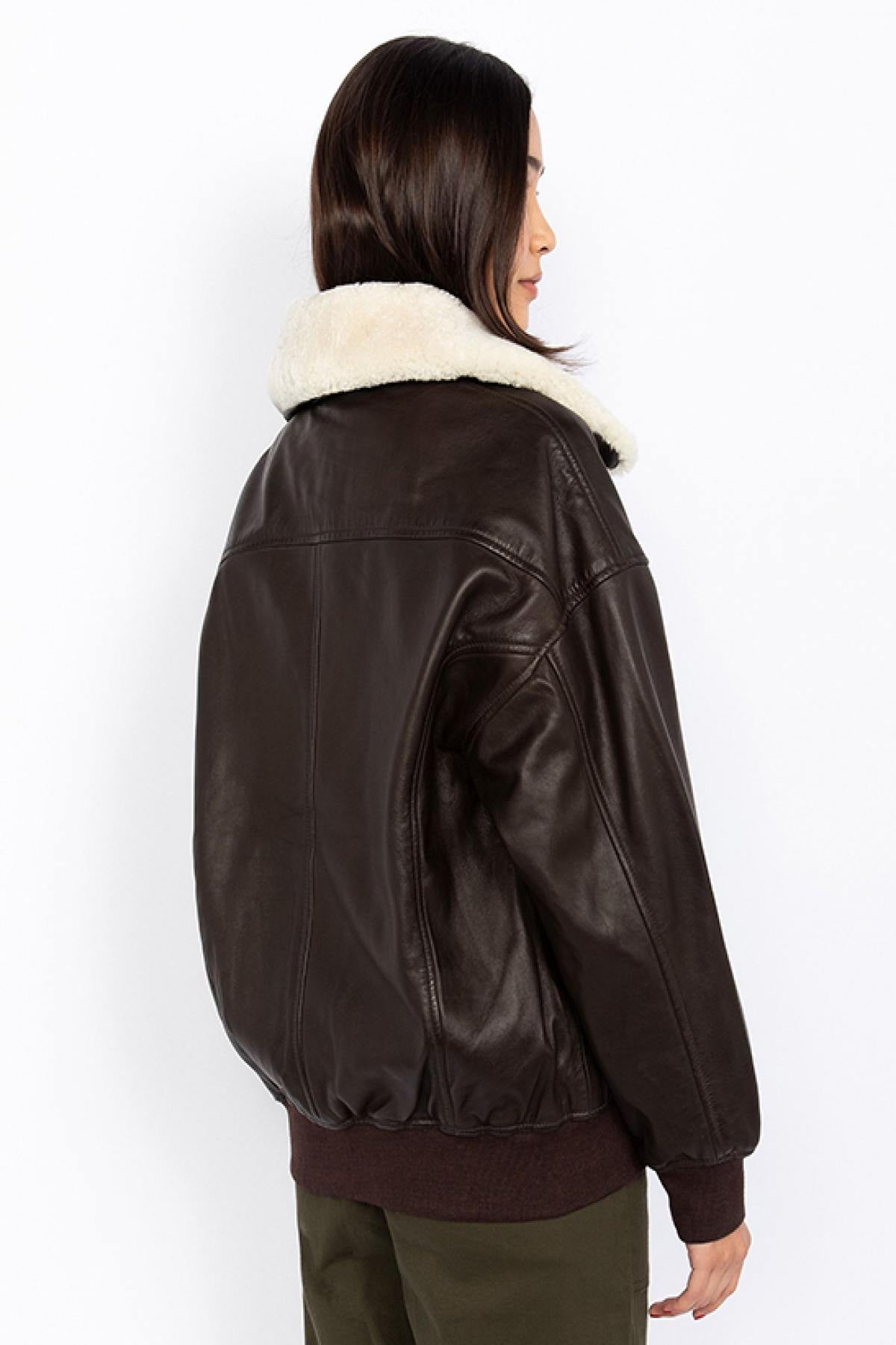 A relaxed aviator jacket by Schott, crafted in soft washed lambskin. - Image n°2