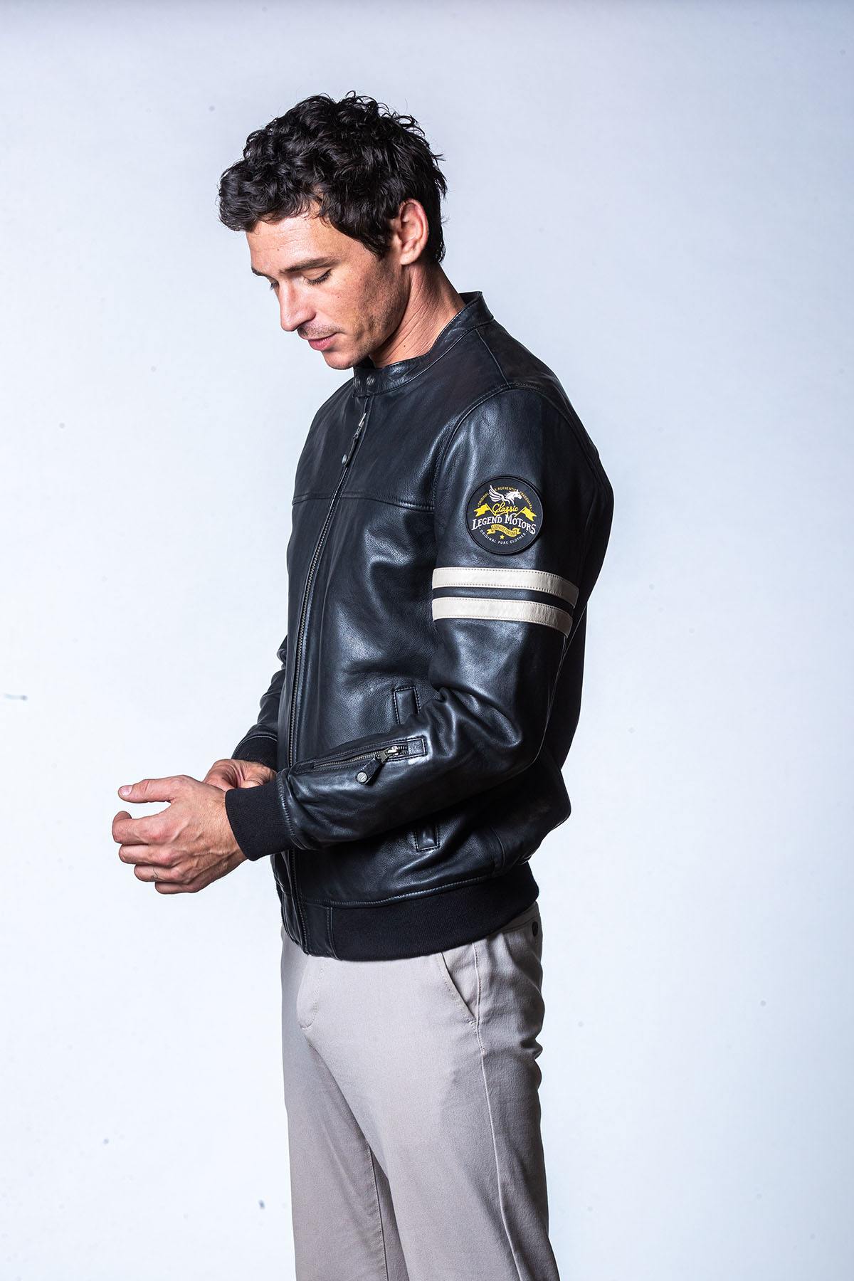 Black sheep leather jacket, regular fit, soft and timelessly stylish. - Image n°5