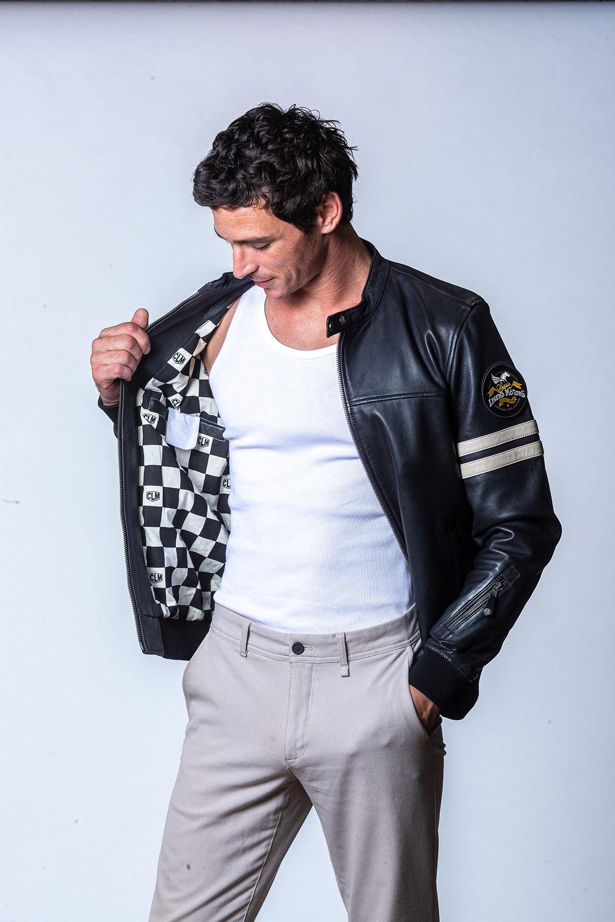 Black sheep leather jacket, regular fit, soft and timelessly stylish. - Image n°2