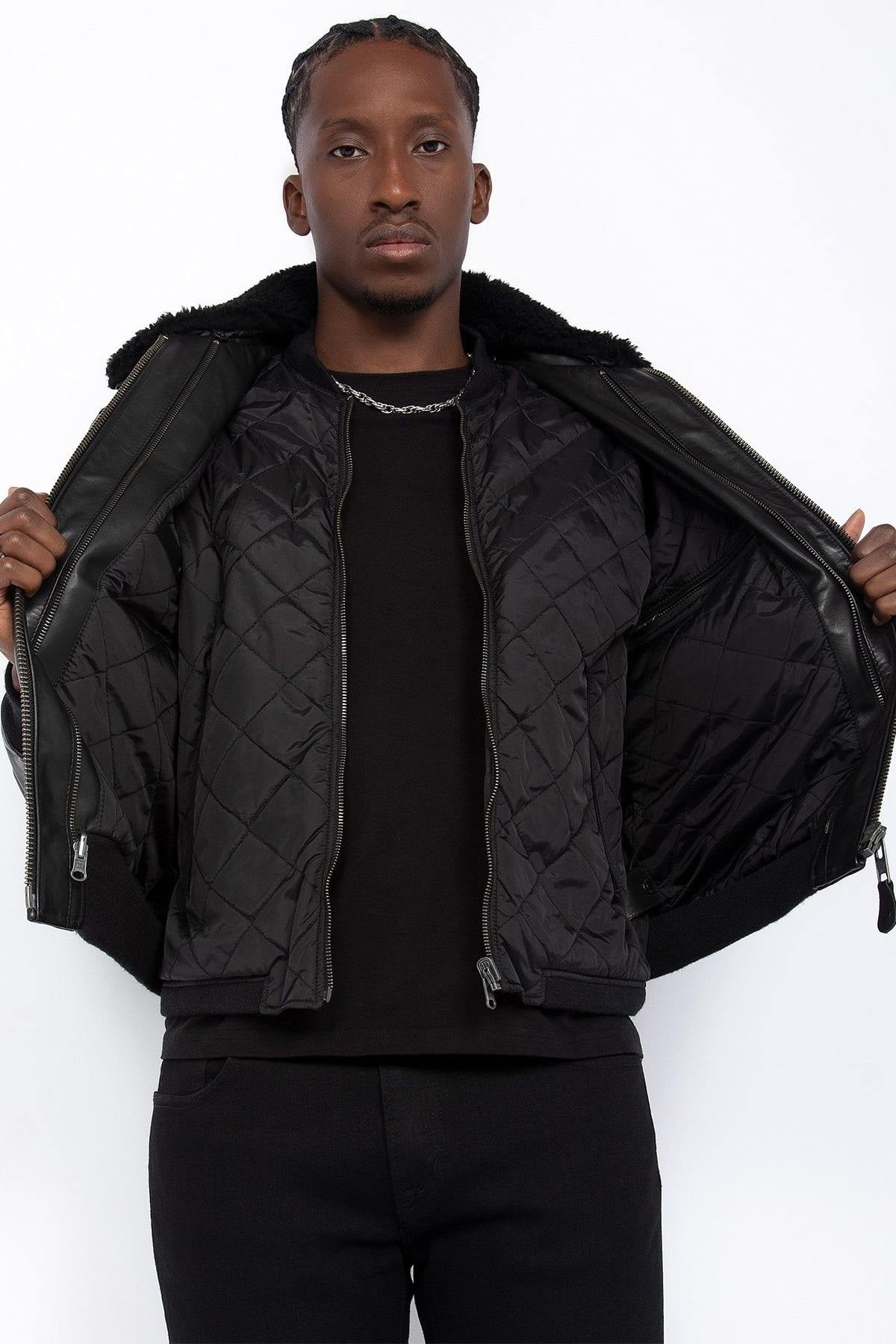 Schott's thick cowhide aviator jacket with removable shearling collar. - Image n°6