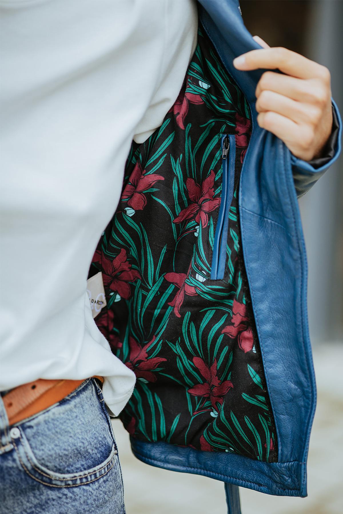Blue water lambskin perfecto with floral lining and . - Image n°3