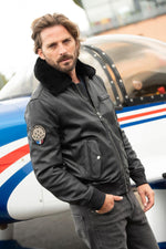 Limited dark navy lambskin aviator. Detachable fur collar. - Image n°9
