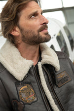 Italian anthracite shearling bomber, wool-lined for winter warmth. - Image n°4
