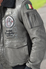 Aeronautica Militare's anthracite sheepskin jacket, crafted in Italy. - Image n°5
