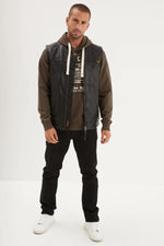 Black goat leather waistcoat, textured and adjustable for a sharp fit. - Image n°7