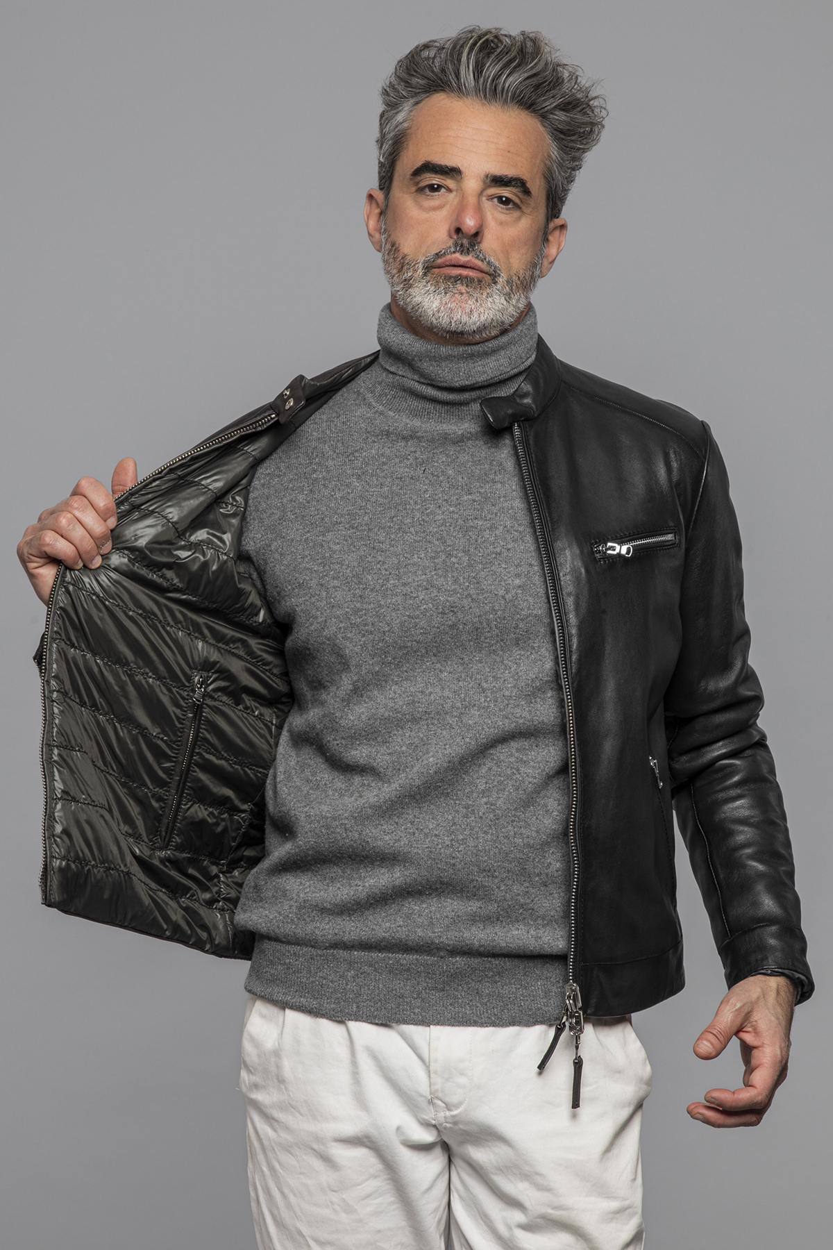 Reversible lambskin jacket: biker style or quilted warmth in one. - Image n°1