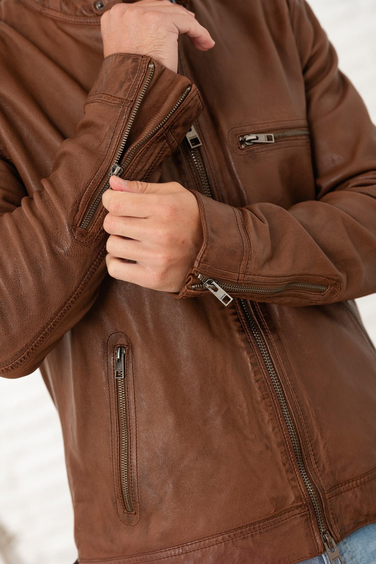 Tan sheep leather jacket with a regular fit and timeless appeal. - Image n°13