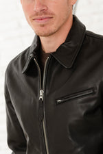 Schott's LC9521D: a refined black cowhide jacket for effortless style. - Image n°4