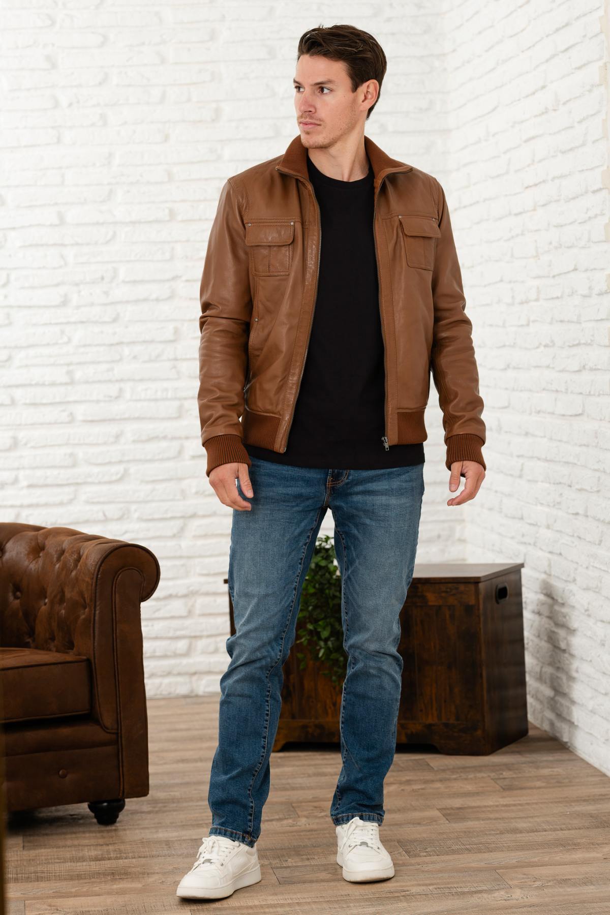 Oxblood sheep leather jacket-slim bomber-aviator by Serge Pariente. - Image n°2