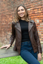 Brown leather jacket with an asymmetrical collar - Image n°2