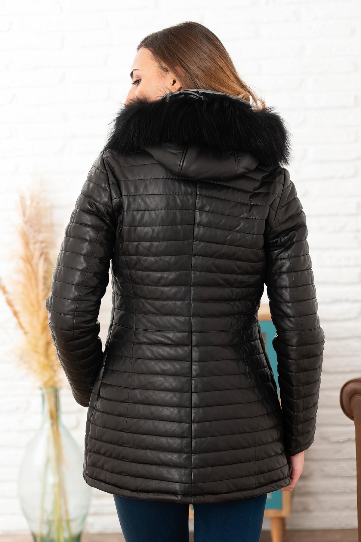Slim black sheepskin coat, vegetable-tanned. Zip-fronted and lined. - Image n°2