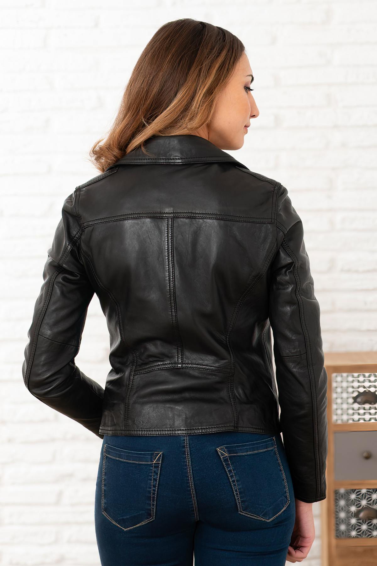 Black sheepskin perfecto, plant-tanned and slimfit for a sleek look. - Image n°2