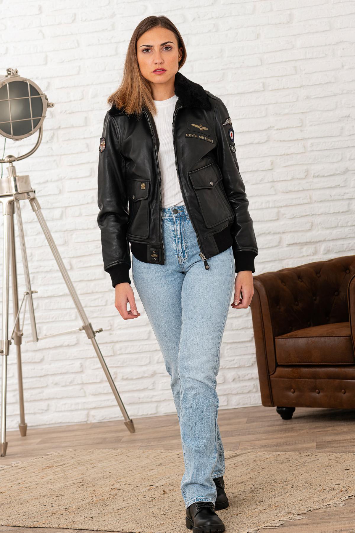 RAF-inspired black sheep leather aviator jacket with vegan fur collar. - Image n°3
