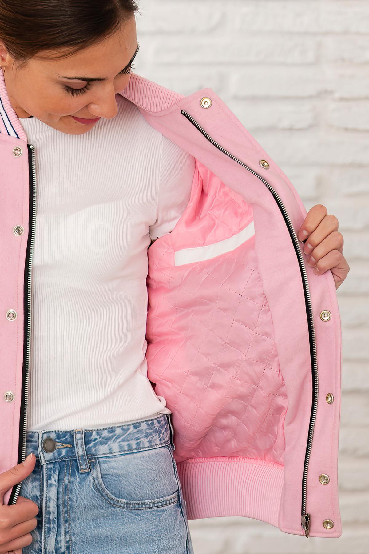 Oversized varsity jacket in rose bi-material-bold and sporty. - Image n°7
