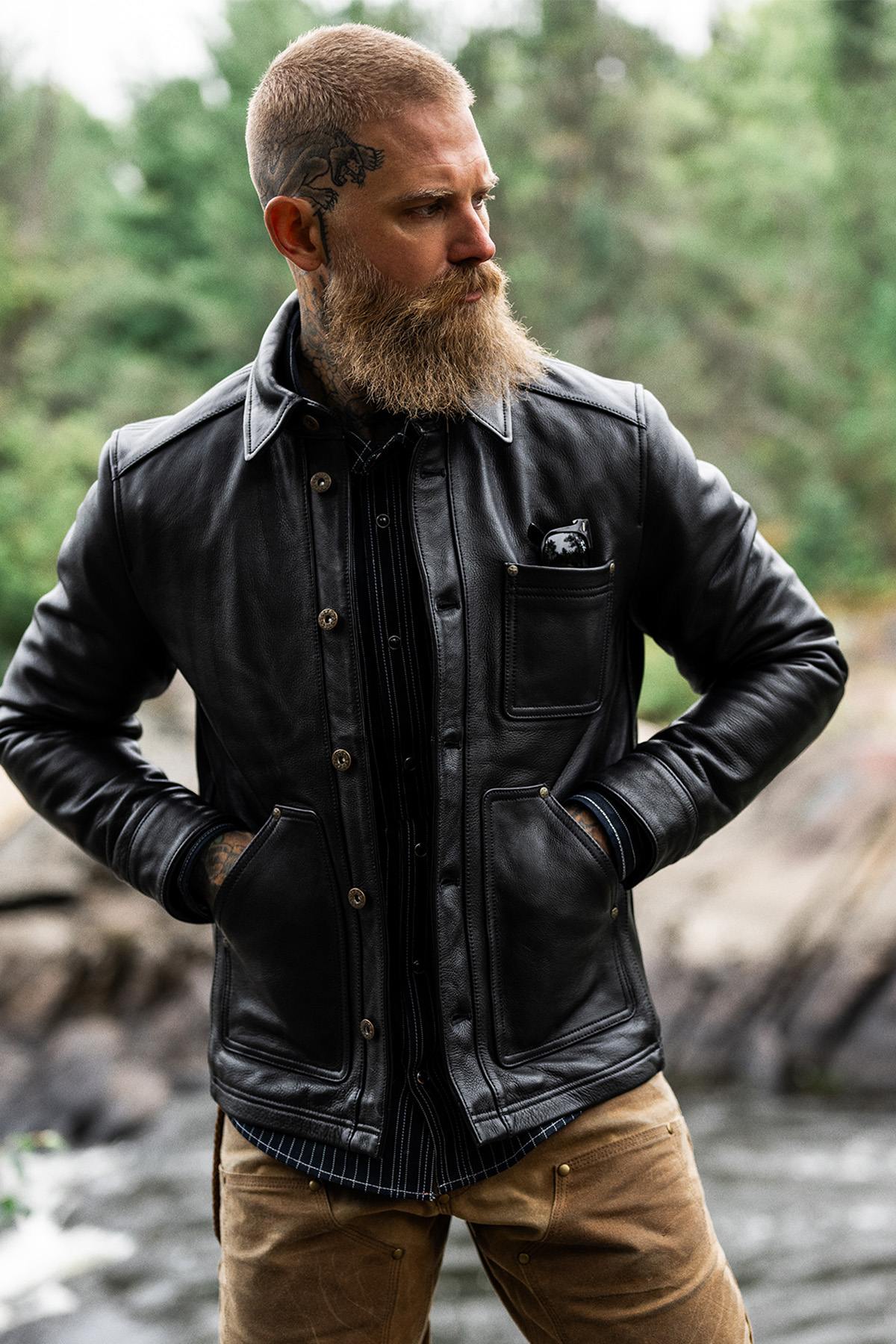 Master's roughout cowhide field jacket. Built for durability and wear. - Image n°1