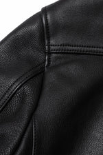 Master's roughout cowhide field jacket. Built for durability and wear. - Image n°19