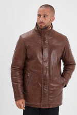 A bison-brown sheepskin jacket, mid-length with adjustable collar. - Image n°6
