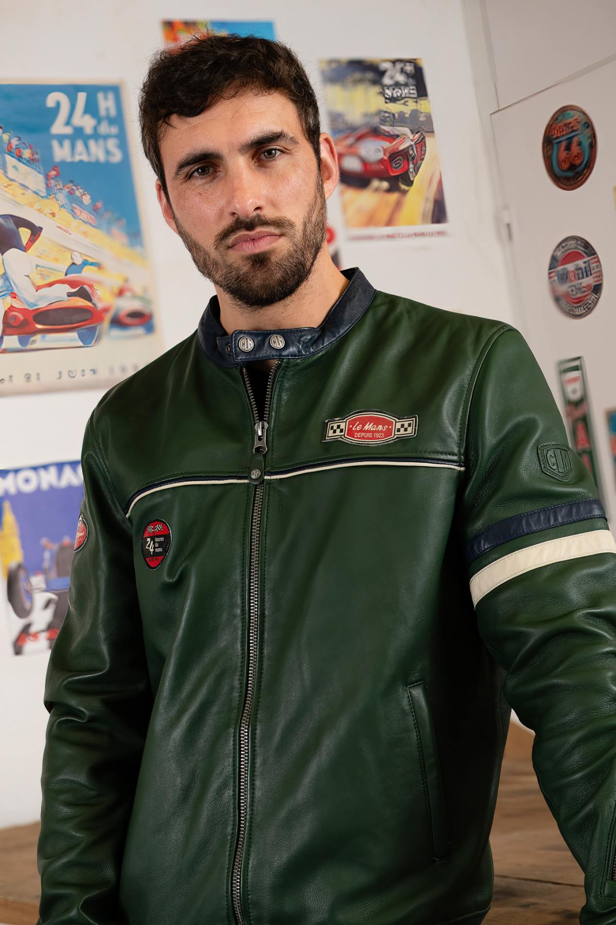 Le Mans-inspired sheep leather jacket in Crown Green/Navy. - Image n°3