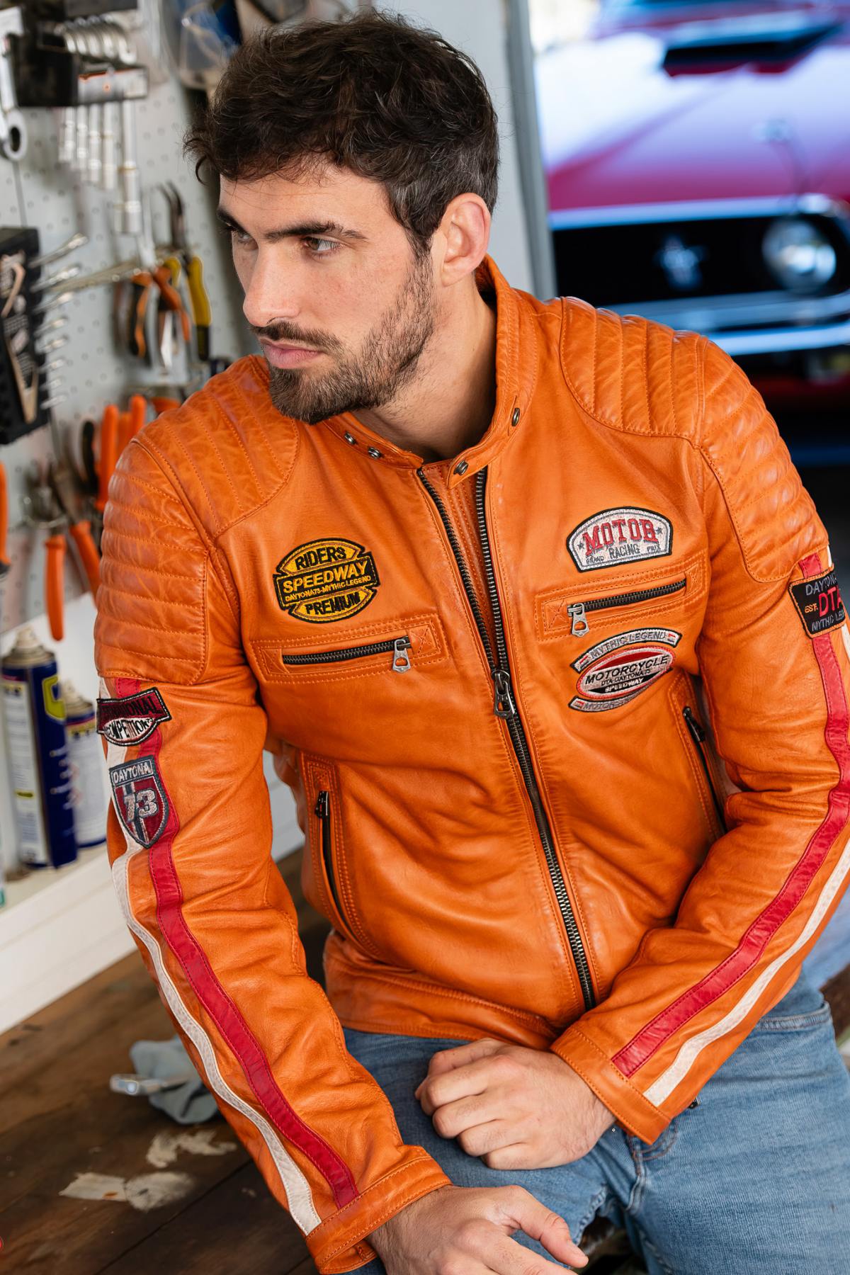 Vintage moto jacket in vegetable-tanned sheepskin, burnt orange hue. - Image n°7
