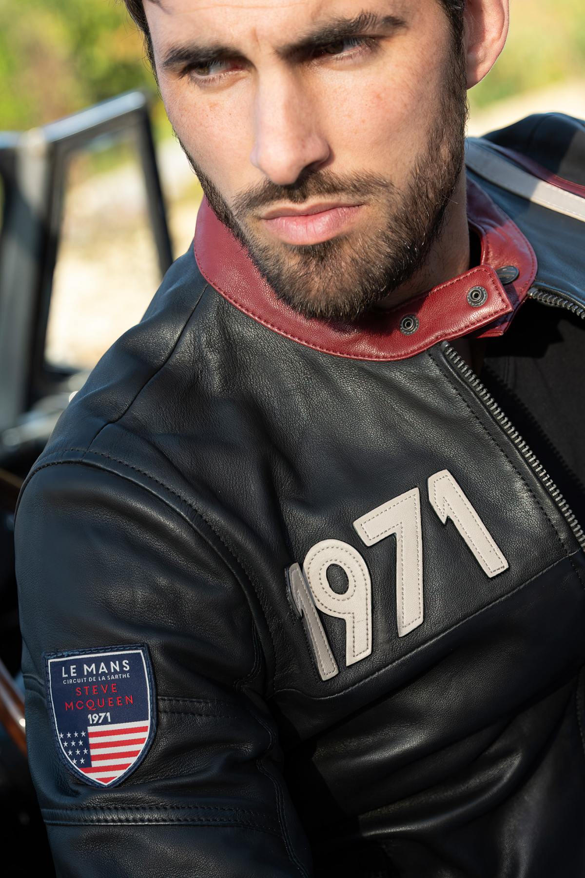 Thick sheep leather jacket with raw patina and racing stripes. - Image n°6